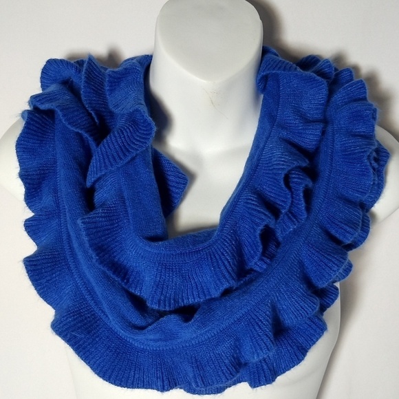 Collection 18 Blue Ruffle Infinity Loop Scarf NEW - Picture 1 of 3